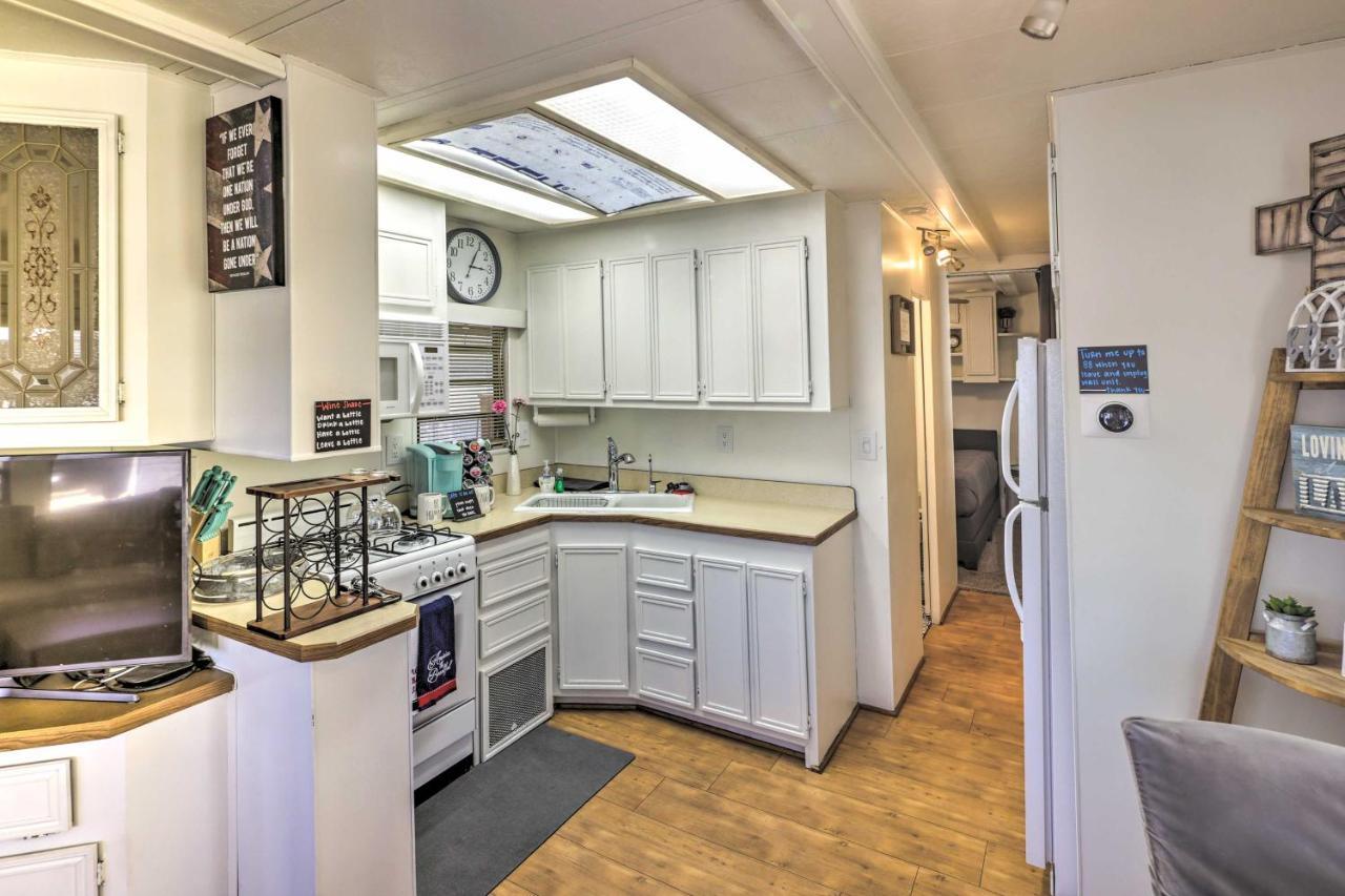 Cozy Lake Havasu City Home With Dock And Beach Access! المظهر الخارجي الصورة