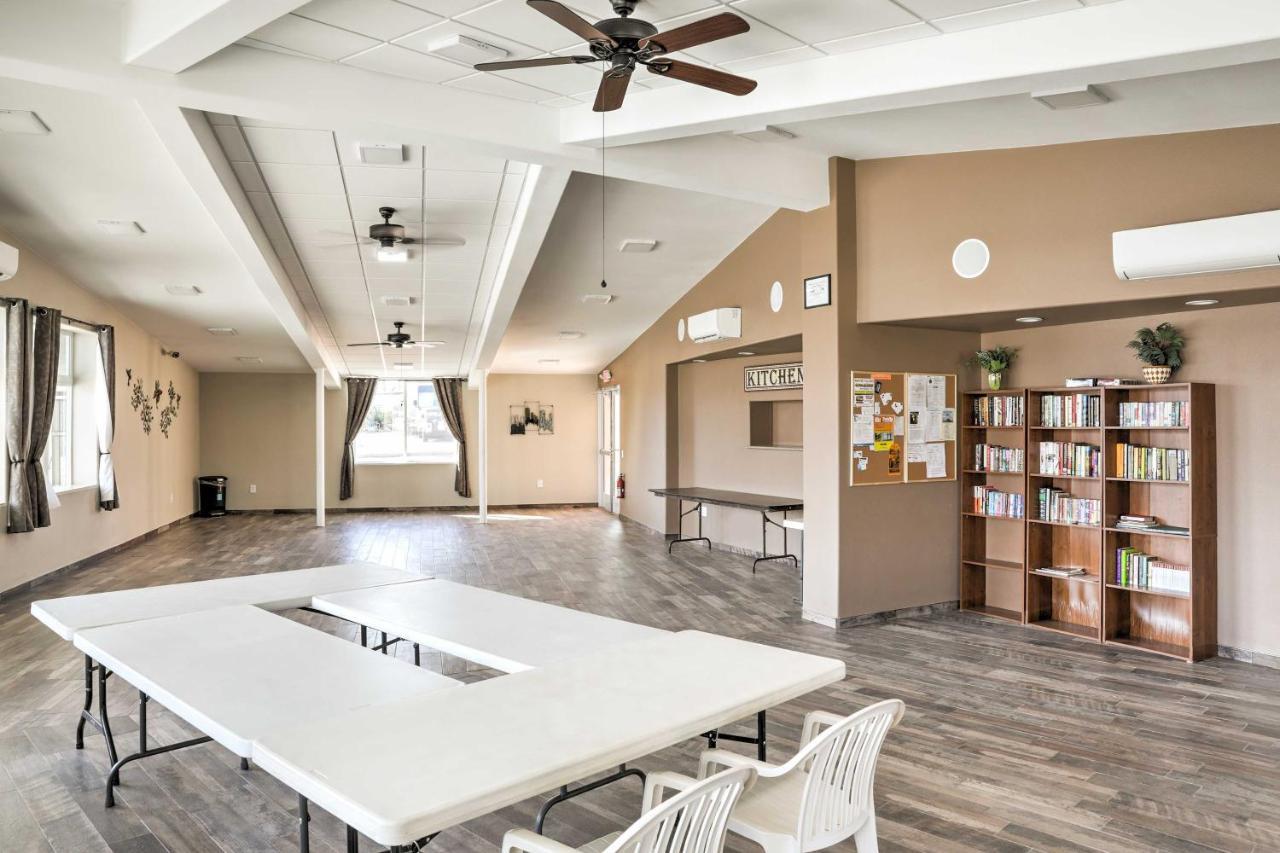 Cozy Lake Havasu City Home With Dock And Beach Access! المظهر الخارجي الصورة